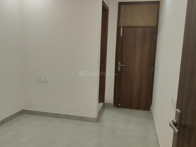 2 BHK Apartment in Sector 74 for resale Noida. The reference number is 19985676