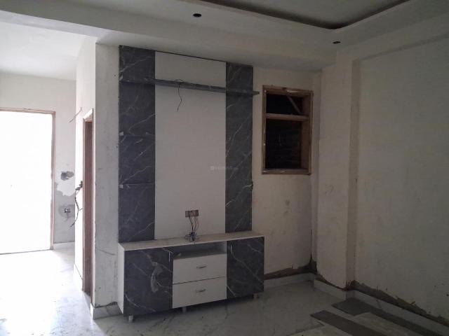 2 BHK Apartment in Sector 74 for resale Noida. The reference number is 20455841