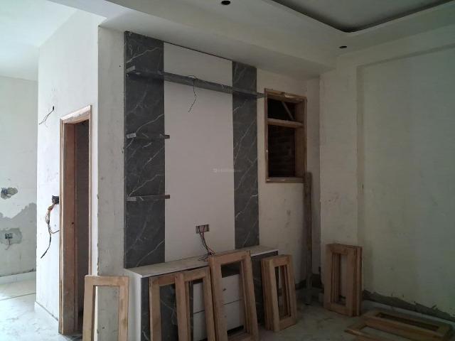 2 BHK Apartment in Sector 74 for resale Noida. The reference number is 20575631
