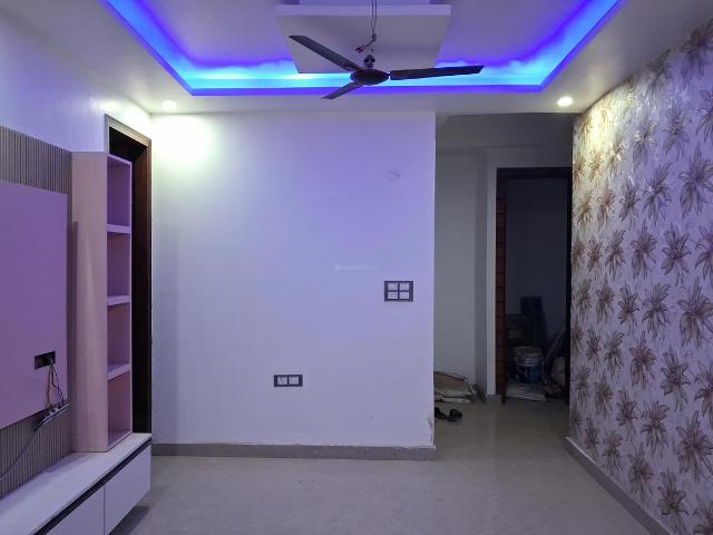 2 BHK Apartment in Sector 74 for resale Noida. The reference number is 20234144