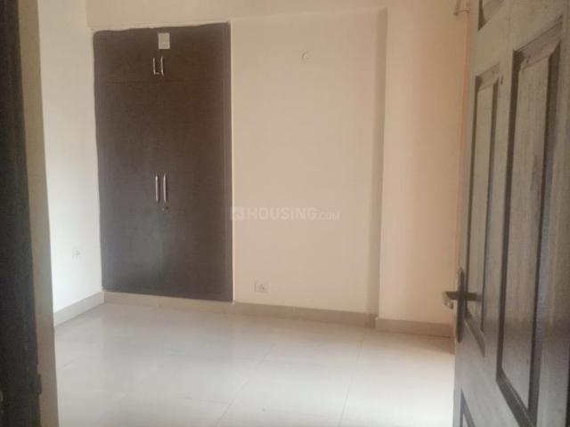 2 BHK Apartment in Sector 74 for resale Noida. The reference number is 20254510
