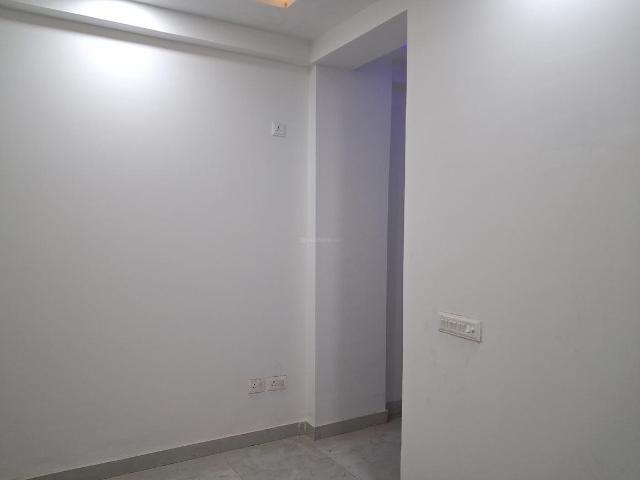 2 BHK Apartment in Sector 74 for resale Noida. The reference number is 20262939