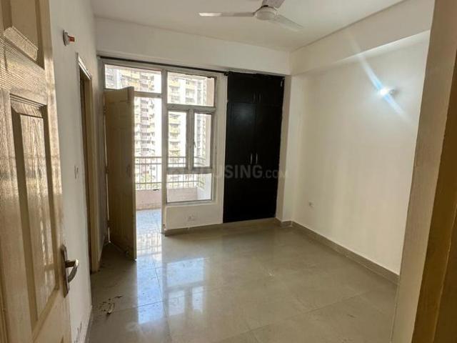 2 BHK Apartment in Sector 74 for resale Noida. The reference number is 20333889