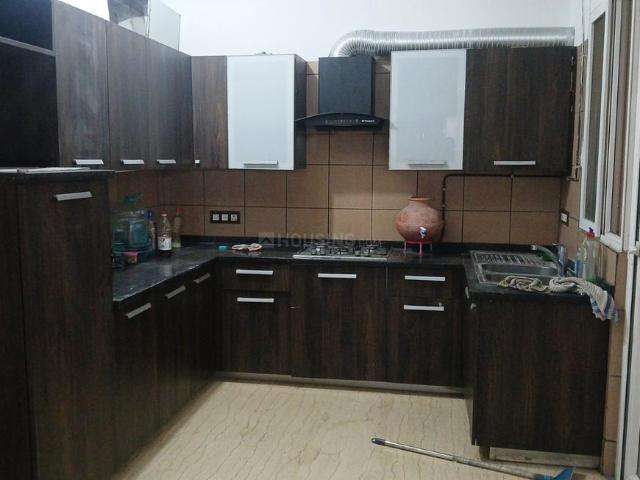 2 BHK Apartment in Sector 75 for rent Noida. The reference number is 19311072