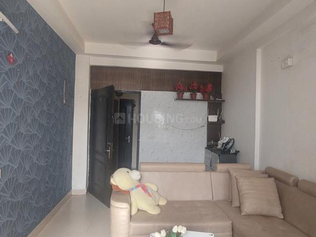 2 BHK Apartment in Sector 75 for rent Noida. The reference number is 20511004