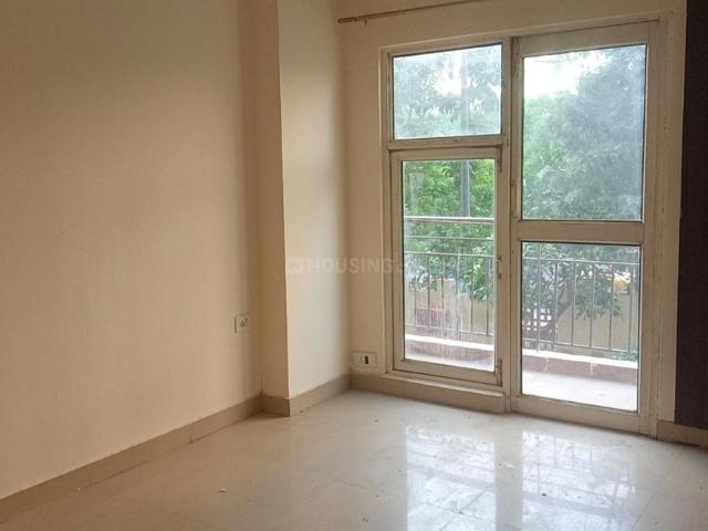 2 BHK Apartment in Sector 75 for resale Noida. The reference number is 18217175