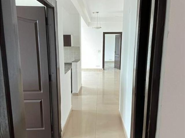 2 BHK Apartment in Sector 75 for resale Noida. The reference number is 19499424