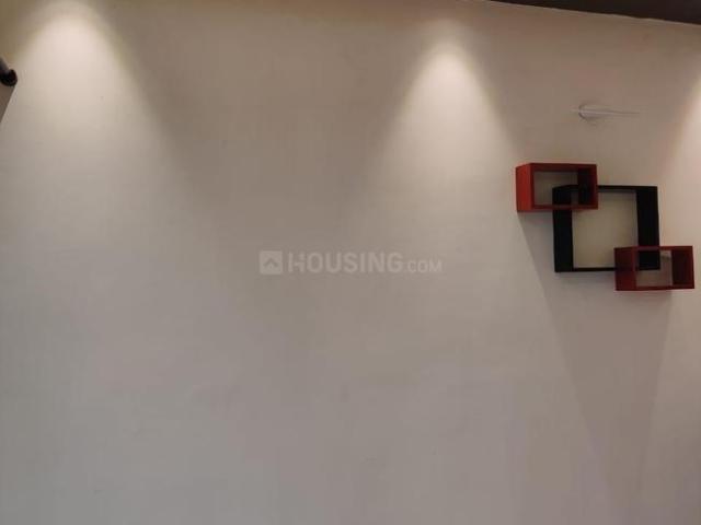 2 BHK Apartment in Sector 75 for resale Noida. The reference number is 19691081