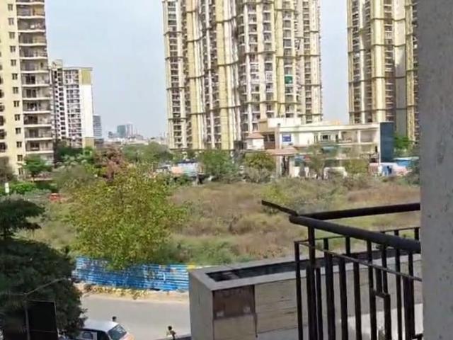 2 BHK Apartment in Sector 75 for resale Noida. The reference number is 19908444