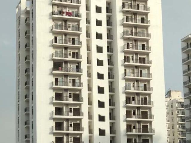 2 BHK Apartment in Sector 75 for resale Noida. The reference number is 19914964