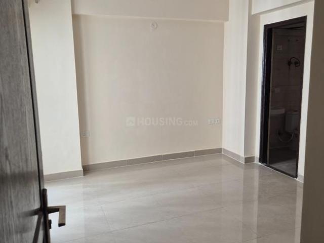2 BHK Apartment in Sector 76 for rent Noida. The reference number is 20858275