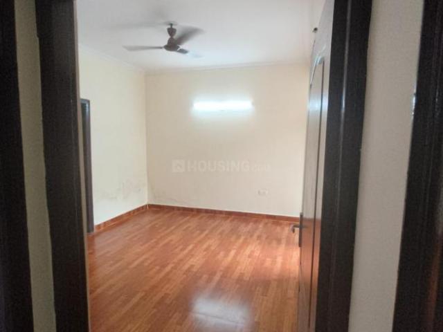 2 BHK Apartment in Sector 76 for rent Noida. The reference number is 20877854