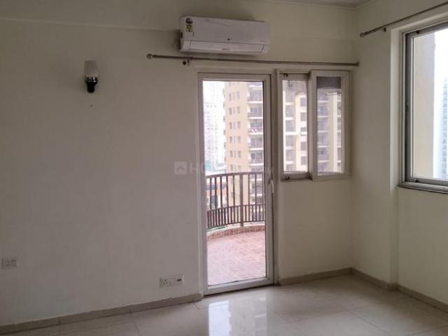 2 BHK Apartment in Sector 76 for rent Noida. The reference number is 20988378