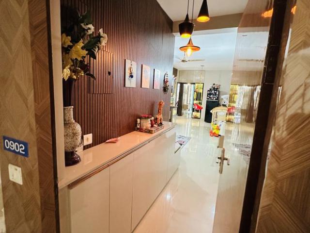 2 BHK Apartment in Sector 76 for rent Gurgaon. The reference number is 16956050