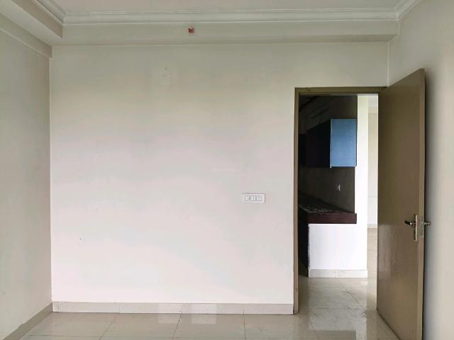 2 BHK Apartment in Sector 76 for rent Gurgaon. The reference number is 18367618
