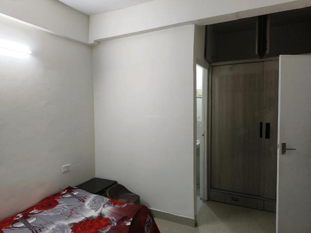 2 BHK Apartment in Sector 76 for rent Gurgaon. The reference number is 19468623
