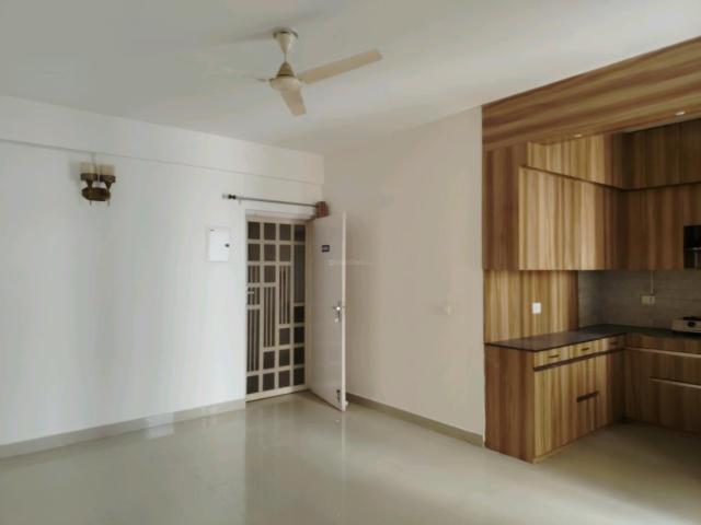 2 BHK Apartment in Sector 76 for rent Gurgaon. The reference number is 19631960