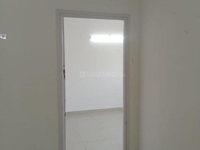 2 BHK Apartment in Sector 76 for rent Gurgaon. The reference number is 19828209