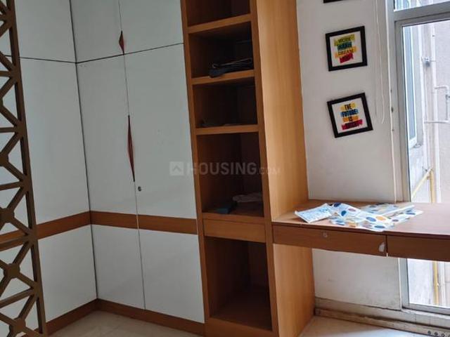 2 BHK Apartment in Sector 76 for rent Gurgaon. The reference number is 19851794