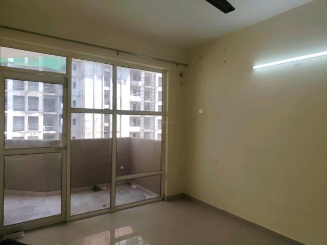 2 BHK Apartment in Sector 76 for rent Gurgaon. The reference number is 19948043