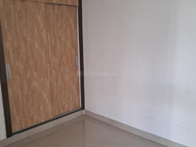 2 BHK Apartment in Sector 76 for rent Gurgaon. The reference number is 19976778