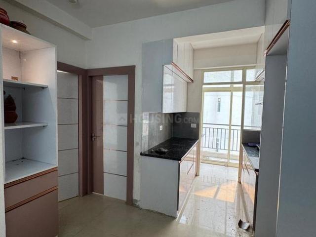 2 BHK Apartment in Sector 76 for rent Gurgaon. The reference number is 19998186