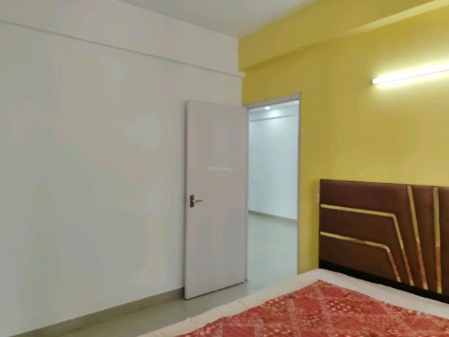 2 BHK Apartment in Sector 76 for rent Gurgaon. The reference number is 19051089