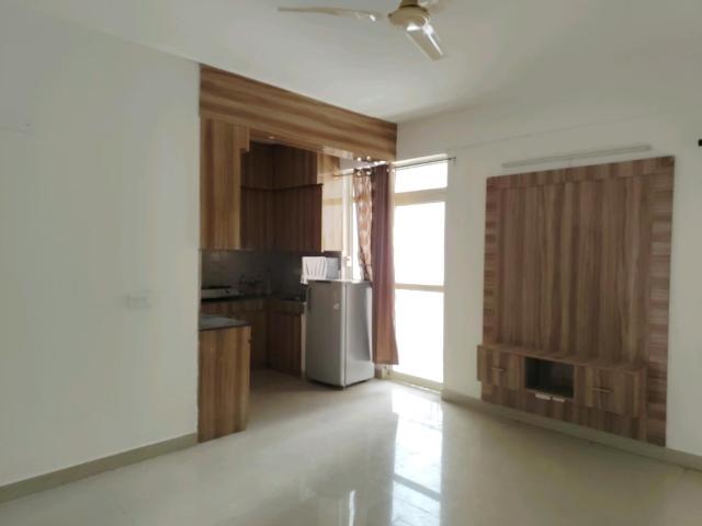 2 BHK Apartment in Sector 76 for rent Gurgaon. The reference number is 19082832