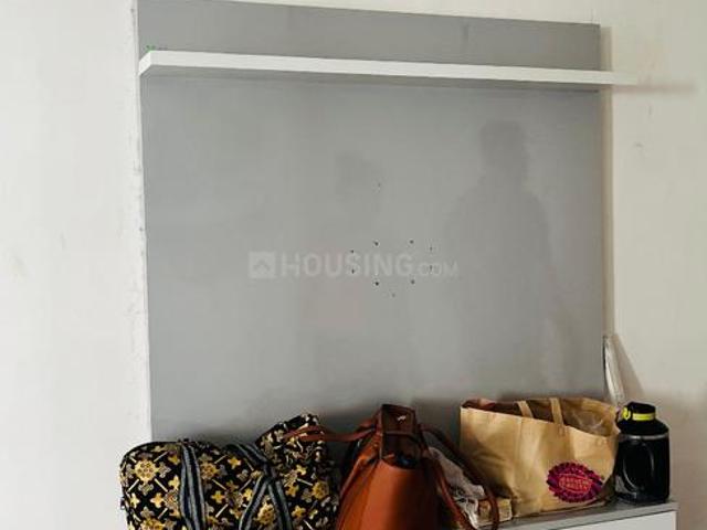 2 BHK Apartment in Sector 76 for rent Gurgaon. The reference number is 19105578