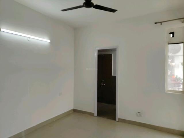 2 BHK Apartment in Sector 76 for rent Gurgaon. The reference number is 19141701