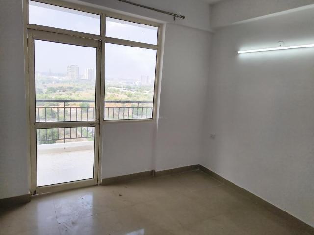 2 BHK Apartment in Sector 76 for rent Gurgaon. The reference number is 20420718