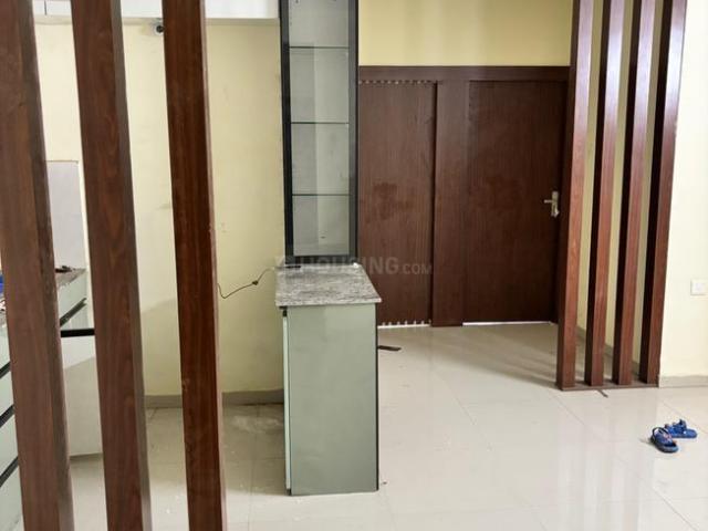 2 BHK Apartment in Sector 76 for rent Gurgaon. The reference number is 20440432