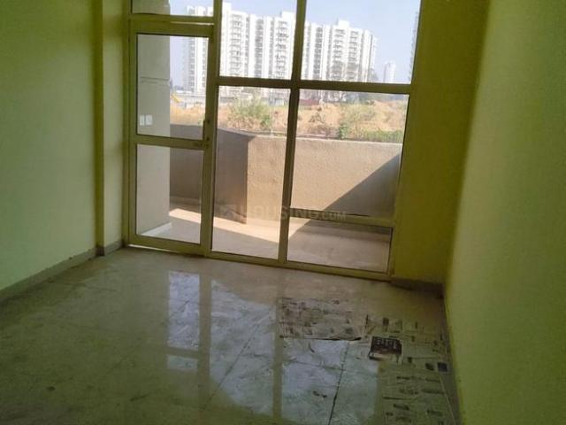 2 BHK Apartment in Sector 76 for rent Gurgaon. The reference number is 20457491