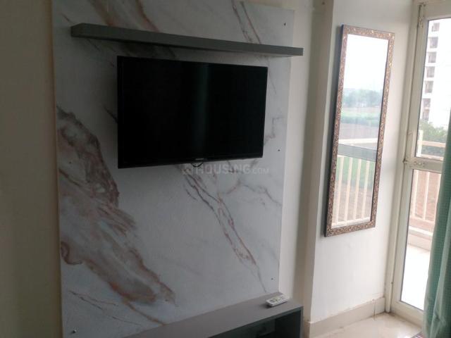 2 BHK Apartment in Sector 76 for rent Gurgaon. The reference number is 20536259