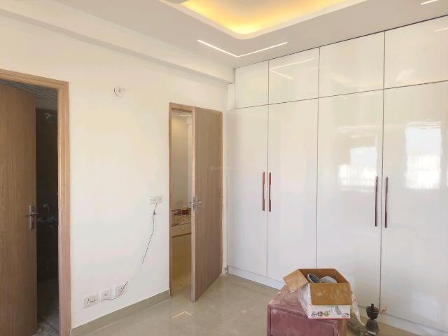 2 BHK Apartment in Sector 76 for rent Gurgaon. The reference number is 20553305
