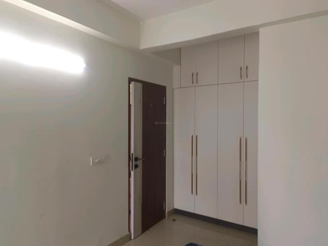 2 BHK Apartment in Sector 76 for rent Gurgaon. The reference number is 20580860
