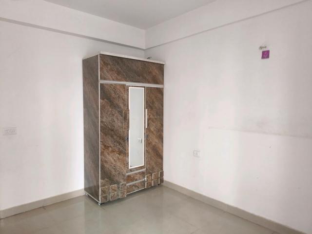 2 BHK Apartment in Sector 76 for rent Gurgaon. The reference number is 20688579
