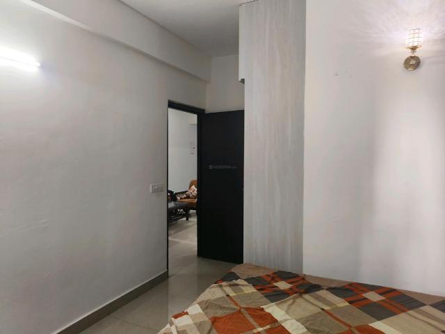 2 BHK Apartment in Sector 76 for rent Gurgaon. The reference number is 20688813