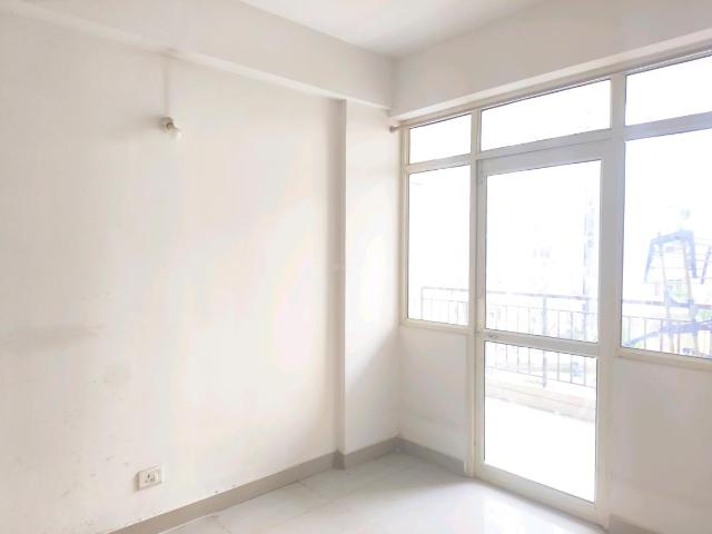 2 BHK Apartment in Sector 76 for rent Gurgaon. The reference number is 20689200