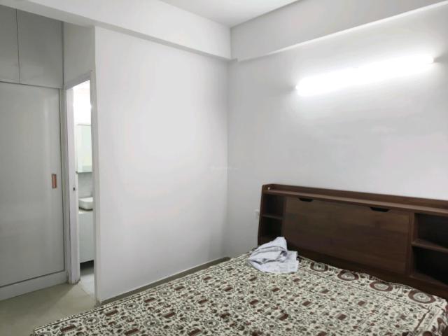 2 BHK Apartment in Sector 76 for rent Gurgaon. The reference number is 20840645