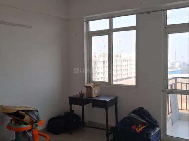 2 BHK Apartment in Sector 76 for rent Gurgaon. The reference number is 20924463