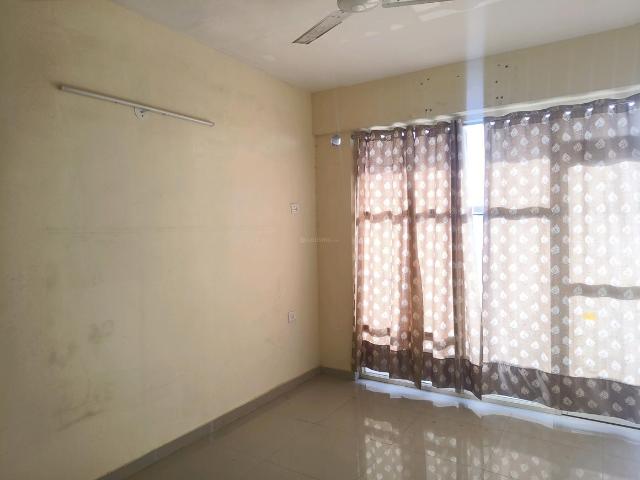 2 BHK Apartment in Sector 76 for rent Gurgaon. The reference number is 20021595