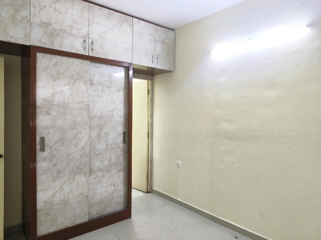 2 BHK Apartment in Sector 76 for rent Gurgaon. The reference number is 20021786