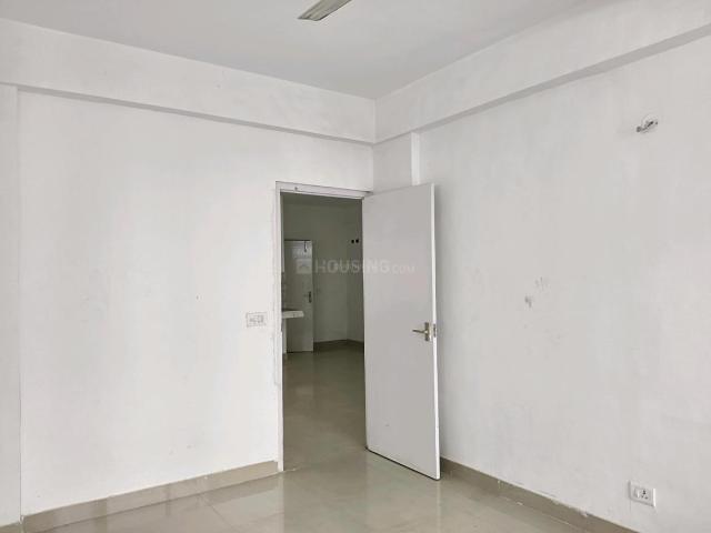 2 BHK Apartment in Sector 76 for rent Gurgaon. The reference number is 20050727