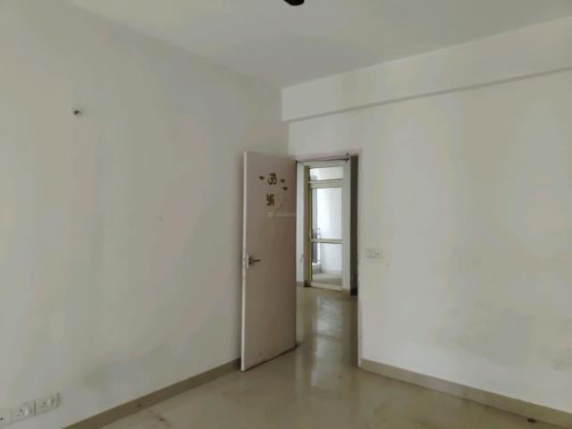 2 BHK Apartment in Sector 76 for rent Gurgaon. The reference number is 20115468