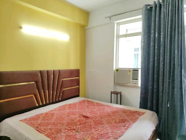 2 BHK Apartment in Sector 76 for rent Gurgaon. The reference number is 20144965
