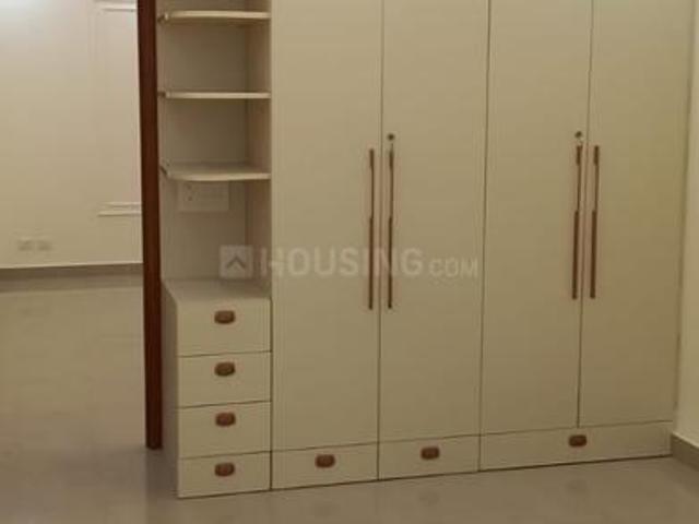 2 BHK Apartment in Sector 76 for rent Gurgaon. The reference number is 20222186