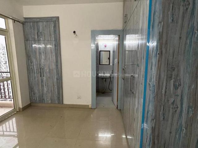 2 BHK Apartment in Sector 76 for rent Gurgaon. The reference number is 20261955