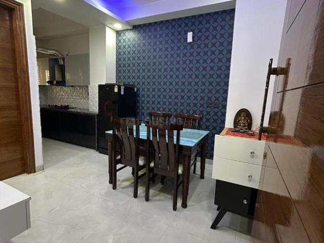 2 BHK Apartment in Sector 76 for rent Gurgaon. The reference number is 20275125