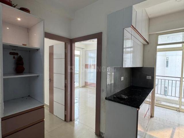 2 BHK Apartment in Sector 76 for rent Gurgaon. The reference number is 20287613